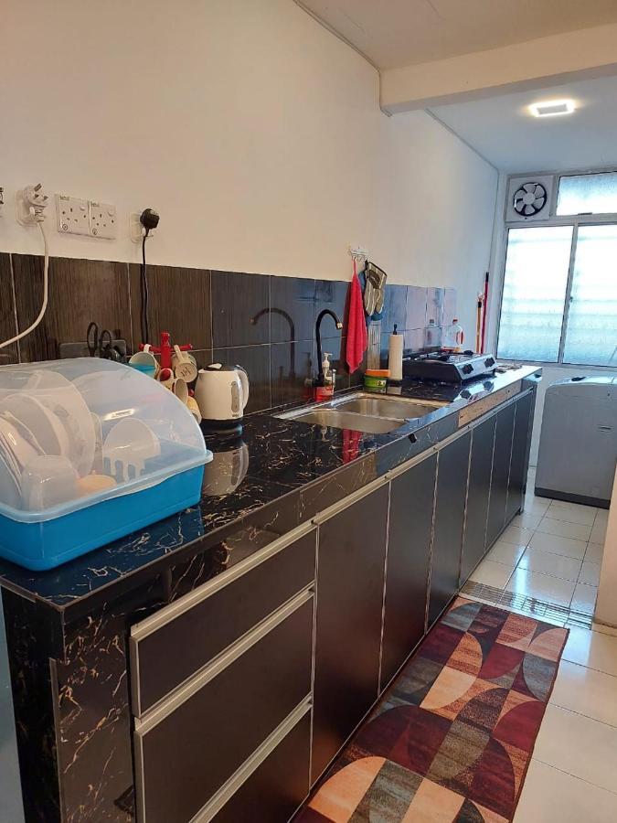 Islamic Homestay Apartment Kundang, Rawang Exterior photo